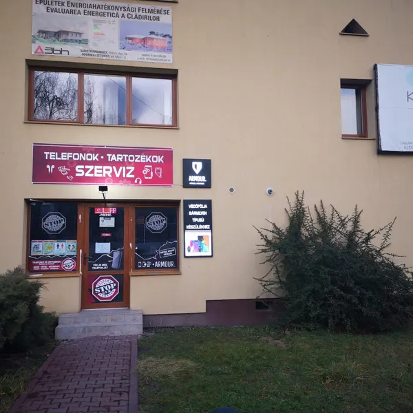 Partener Armour® — grafică pe vitrina magazinului